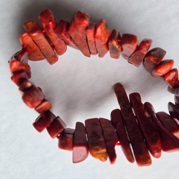 Vintage Red Coral Stretch Cuff Bracelet - Picture 4 of 4